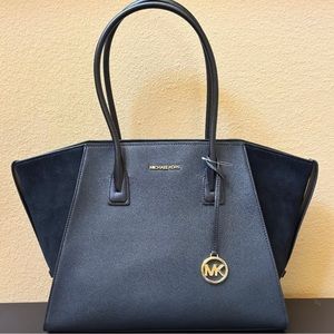 Michael Kors Extra Large Avril Shoulder Tote
